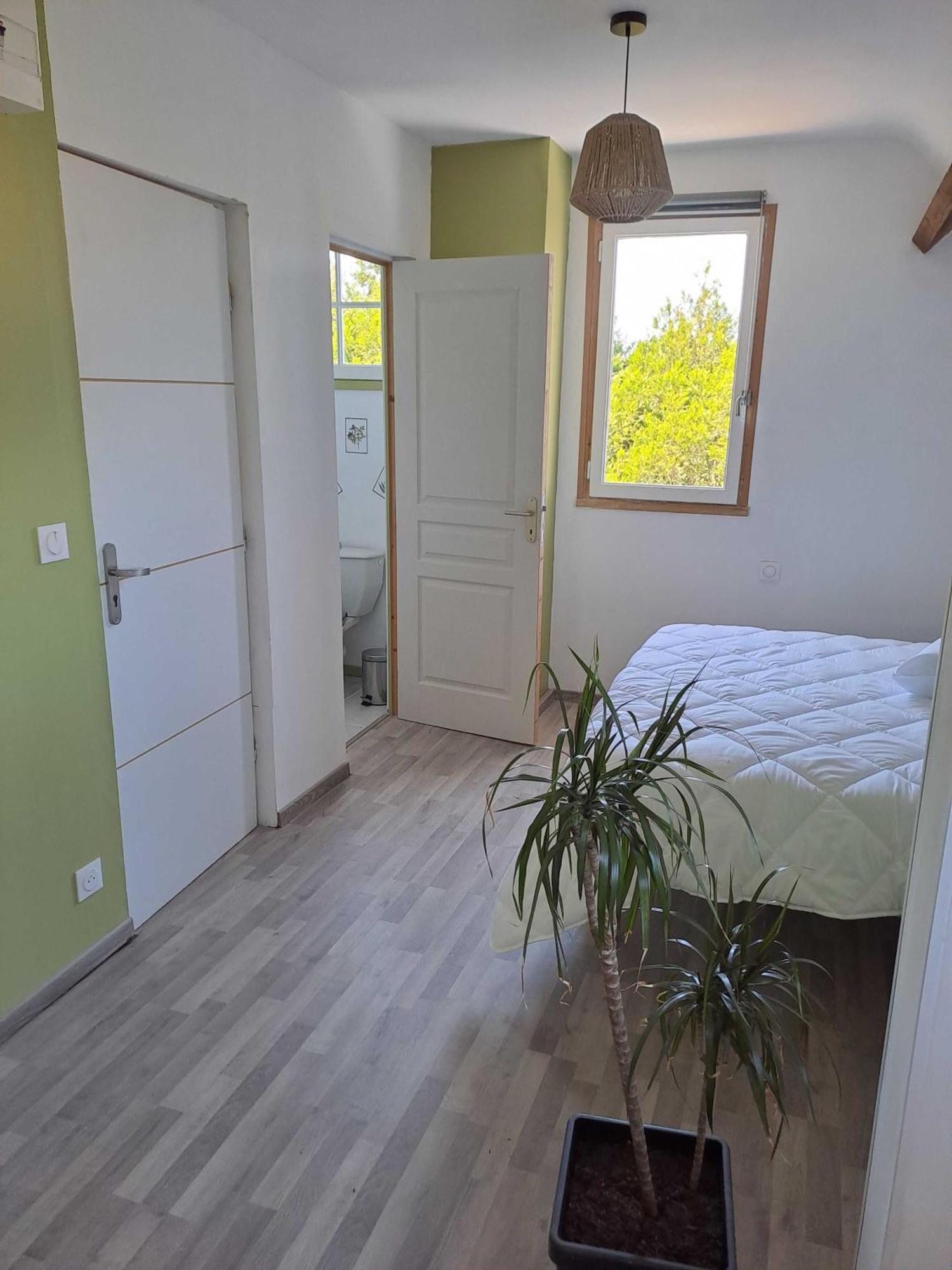 La Jufe Hotel Cormeilles  Exterior photo